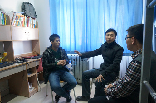 2010级辅导员积极鼓励考研学生 2010级辅导员积极鼓励考研学生