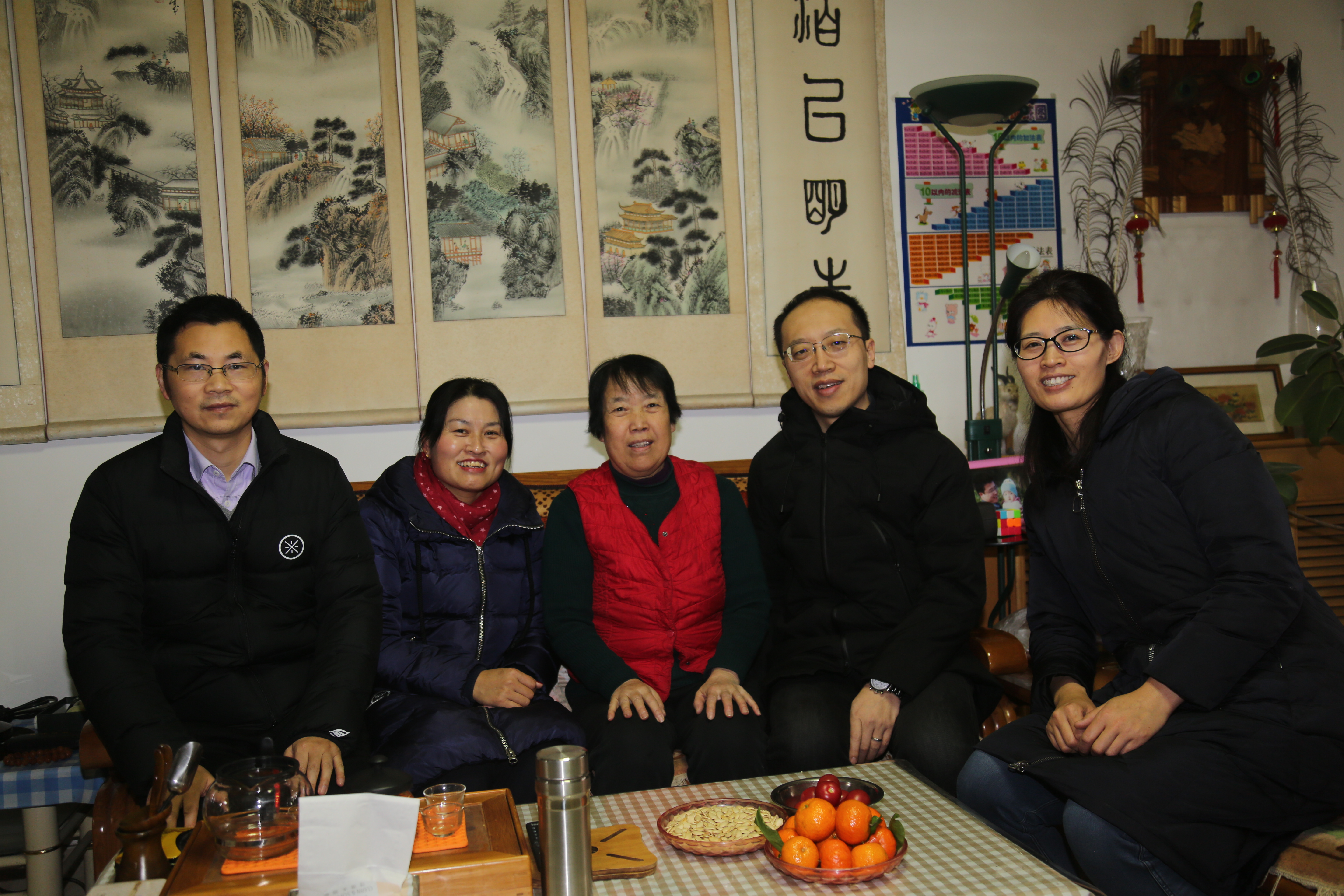 慰问退休教师张勤老师