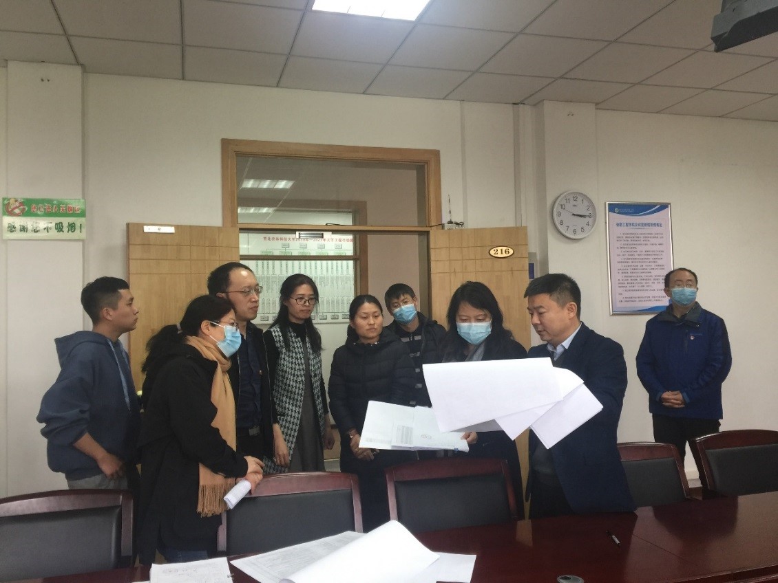 61e95c5a6f1b42e4a85811bc696714b7.jpg 61e95c5a6f1b42e4a85811bc696714b7.jpg